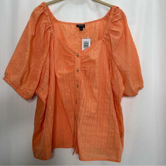 Torrid orange seersucker button front blouse - Picture 1 of 6